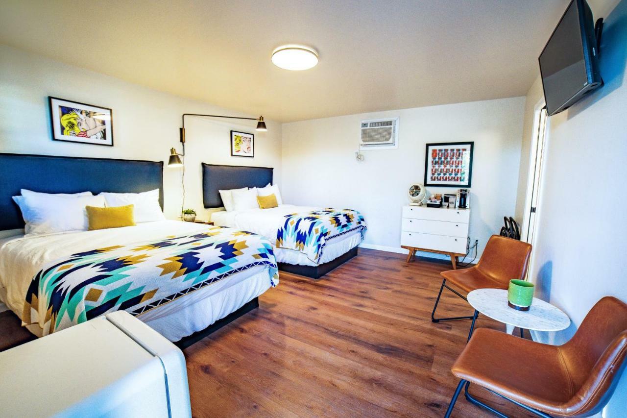 Stonewall Motor Lodge Bagian luar foto