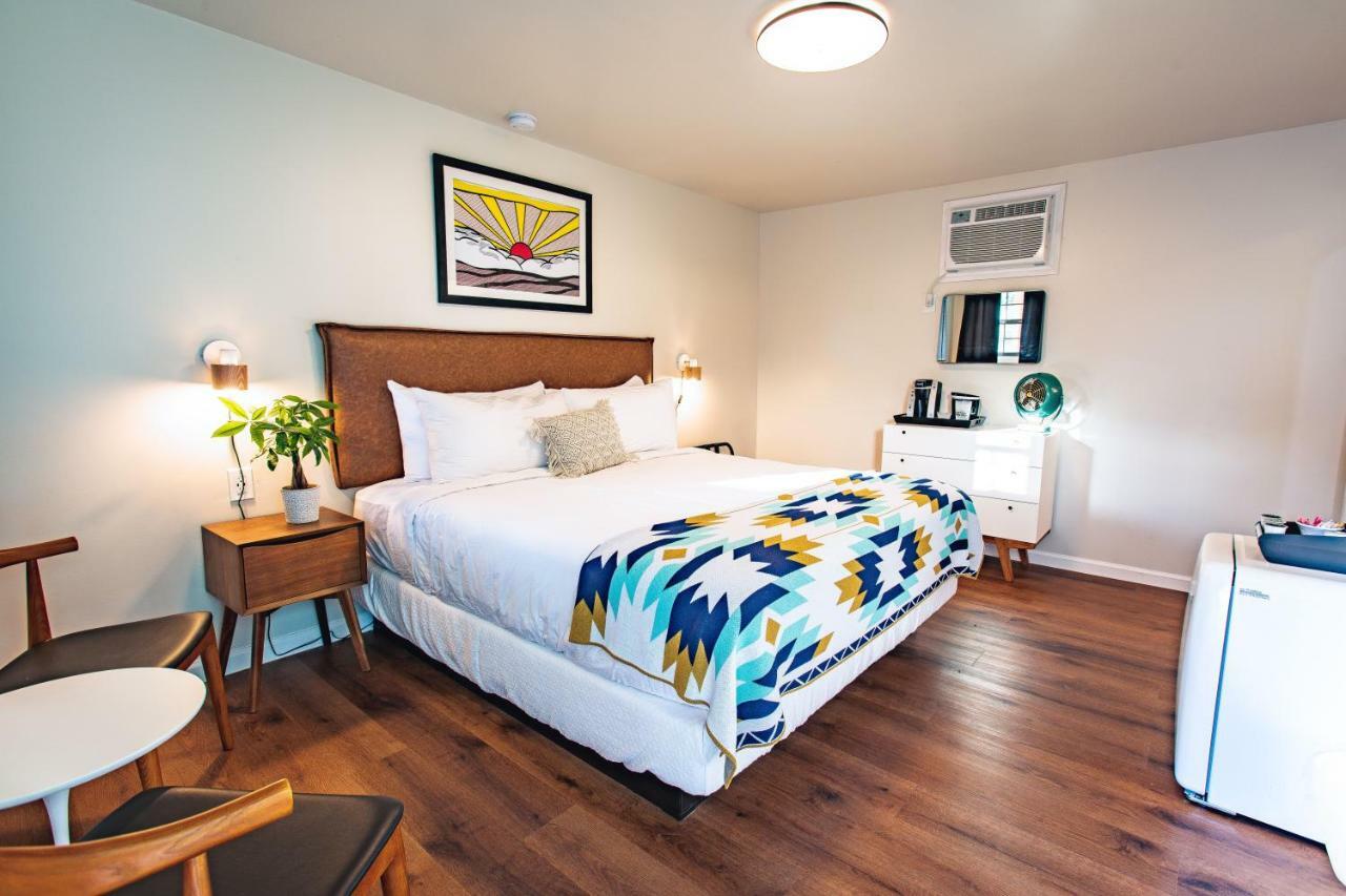 Stonewall Motor Lodge Bagian luar foto