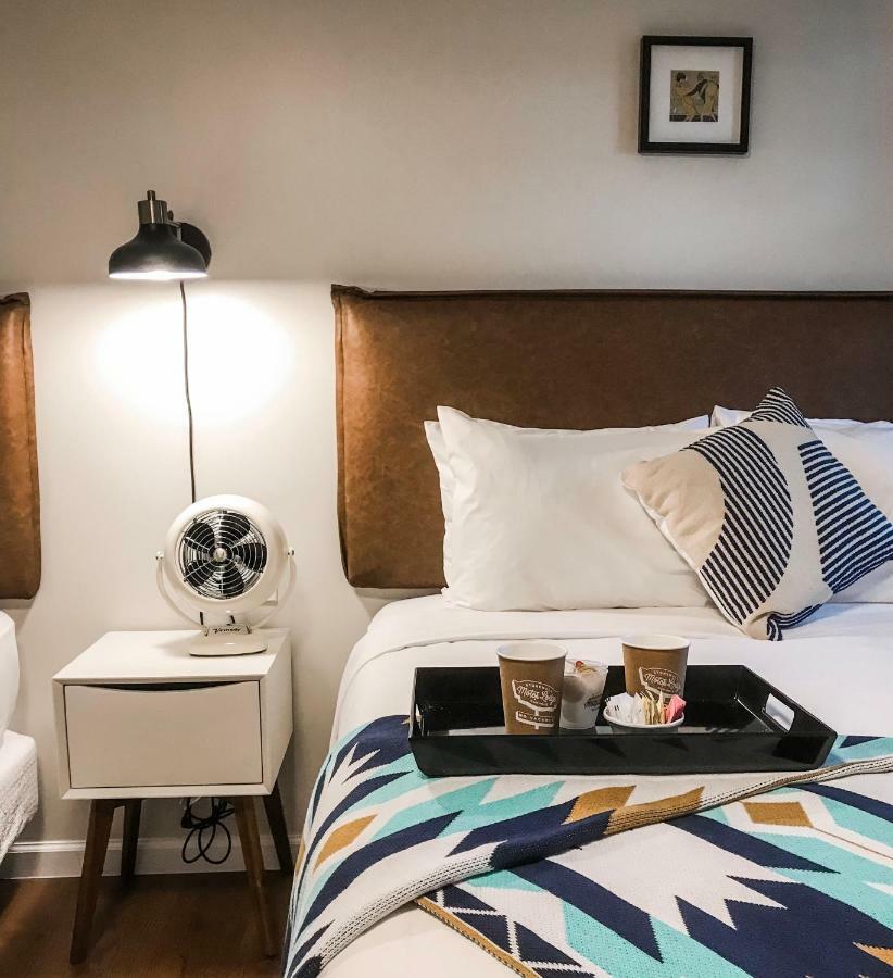 Stonewall Motor Lodge Bagian luar foto